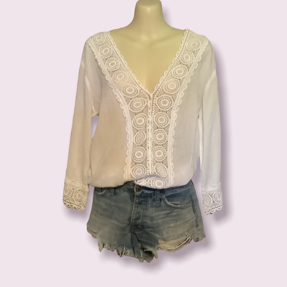 Bohemian Style La Blanca Women’s top, lace front, cotton size S